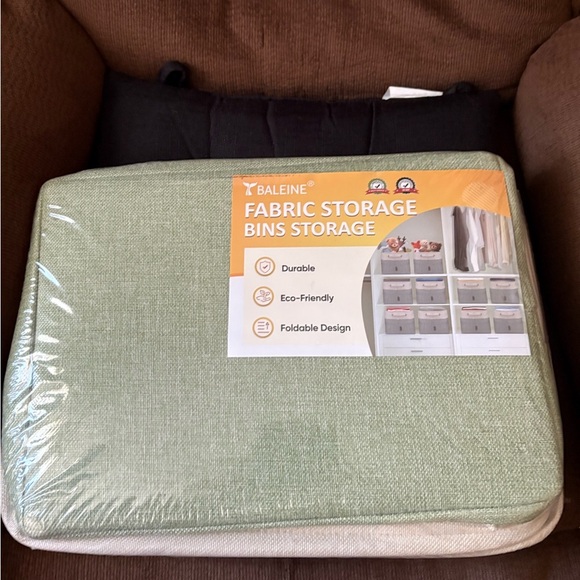Green Fabric Storage Bin Baleine 2 pkg .  15x11x9.5 new in sealed package - Picture 1 of 3